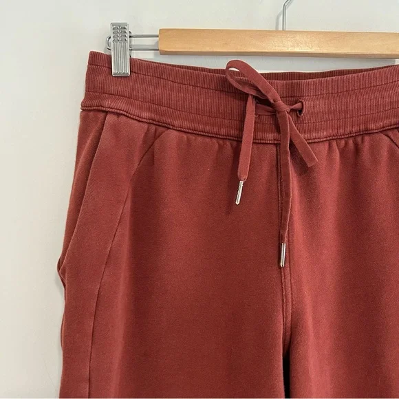 Lululemon athletica scuba high rise joggers maroon - Picture 4 of 12